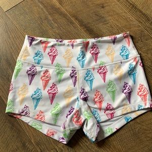 KFT High-Rise Keep Moving Lined Shorts - Ice Cream